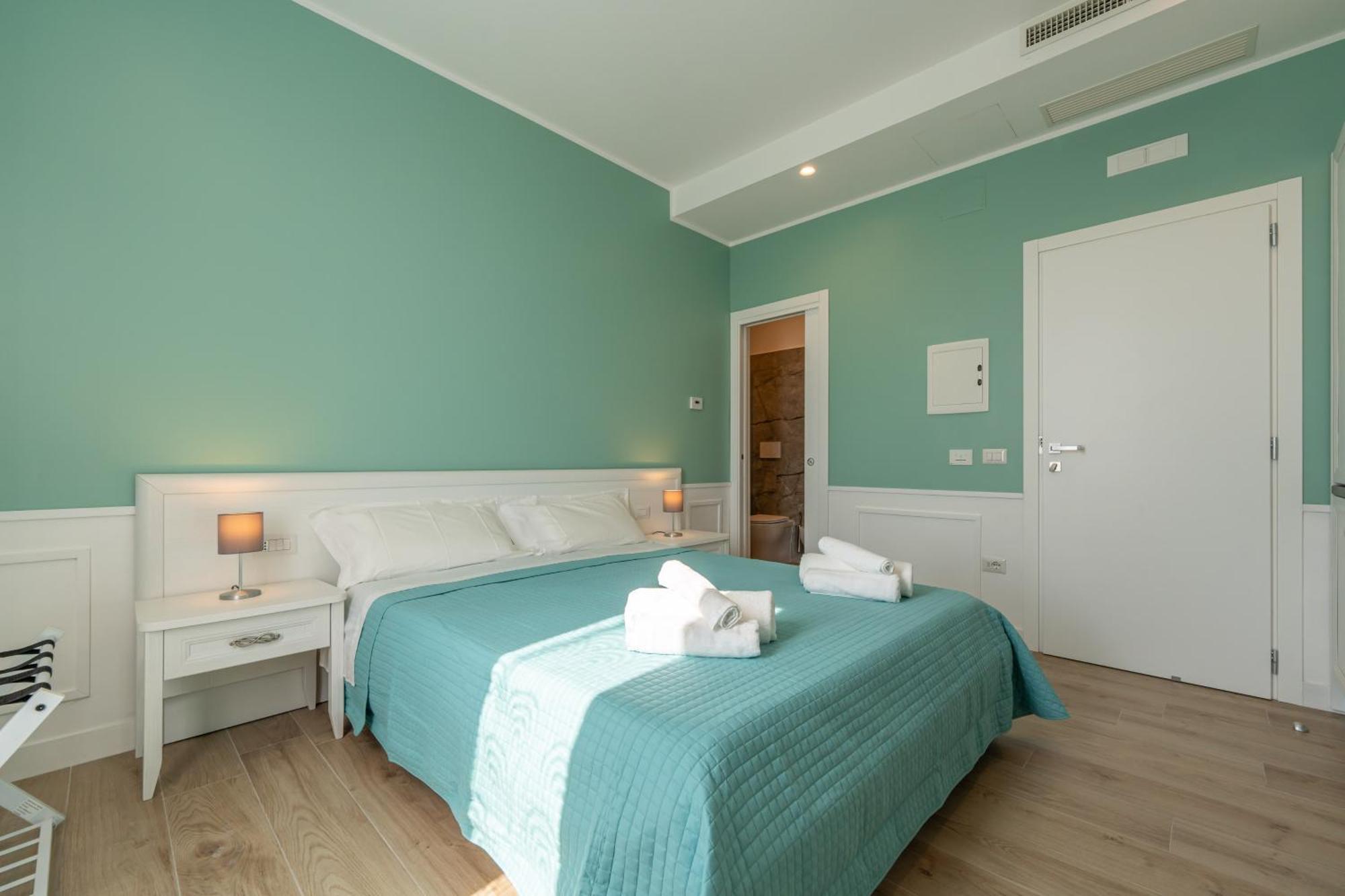Daca Luxury Rooms Neapel Exterior foto